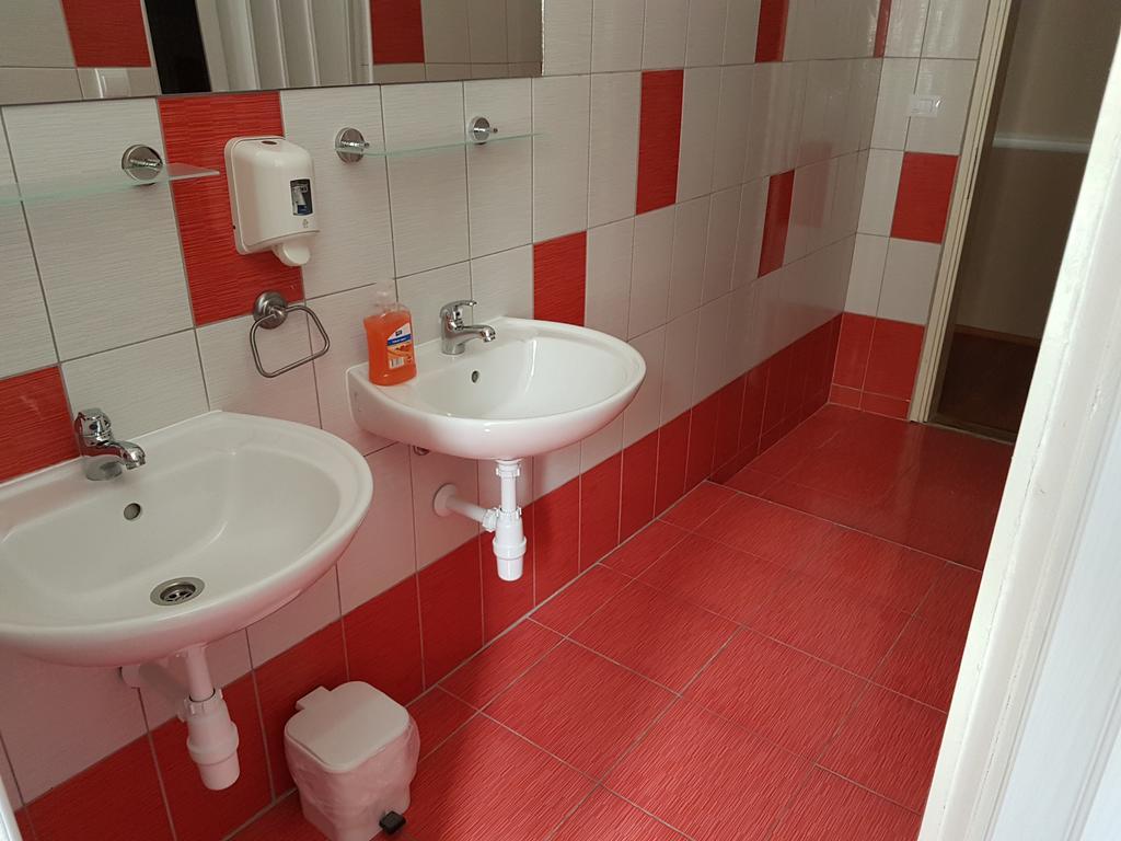 Hostel Morcic Rijeka Extérieur photo